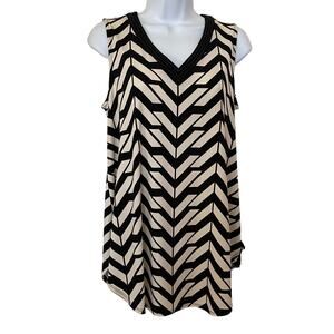 Alfani Sleeveless V-Neck Top Black and Cream Beaded Detail Petite Medium